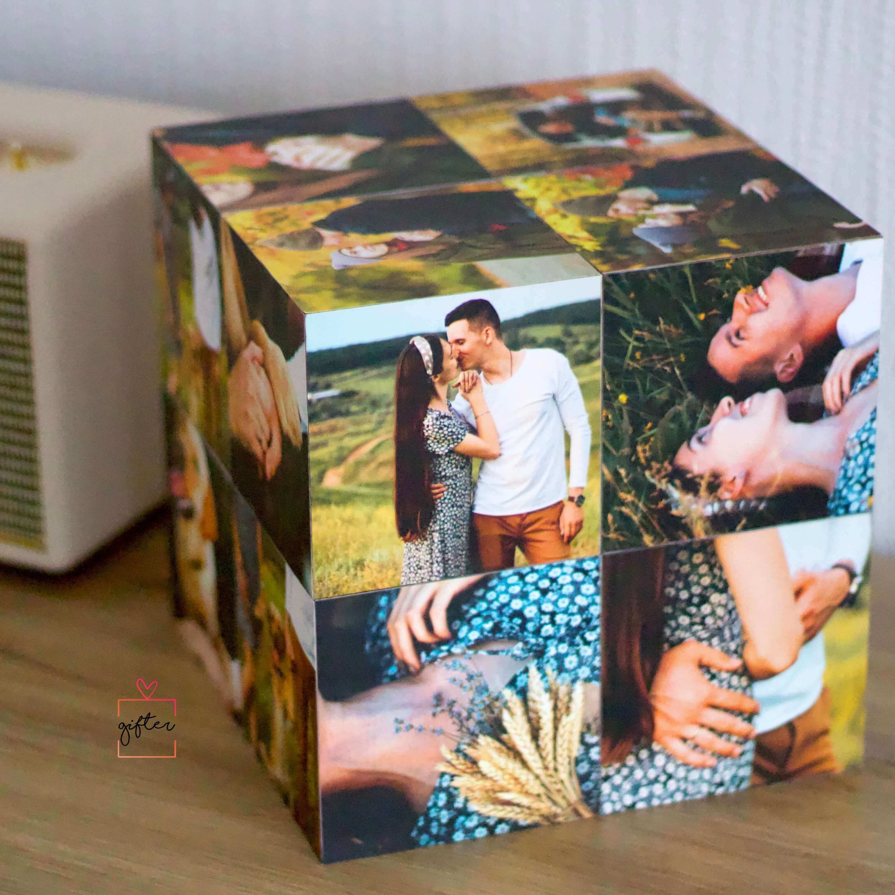 48 pictures Photo cube size L